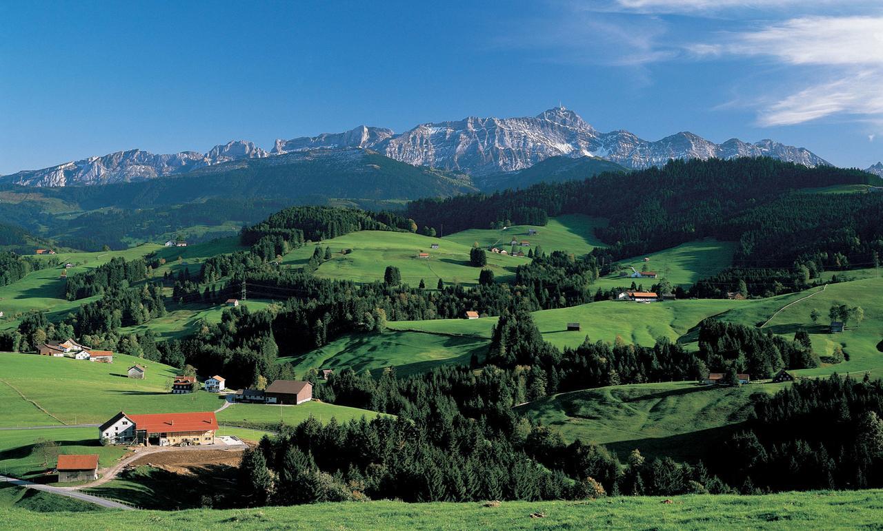 Hotel Landhaus Saentis Herisau Exterior foto